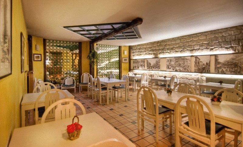 Le Faubourg Opera Hotel Parijs