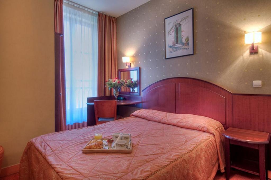 Le Faubourg Opera Parijs